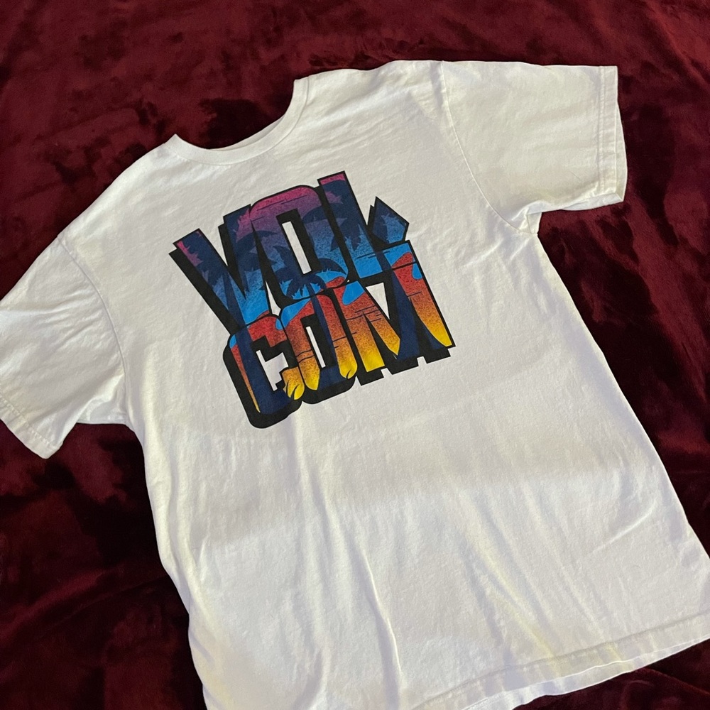 Volcom shirt🔥🔥